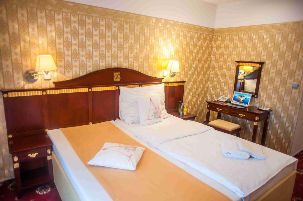 Hotel Tommy Wellness & Spa Náchod Eksteriør billede