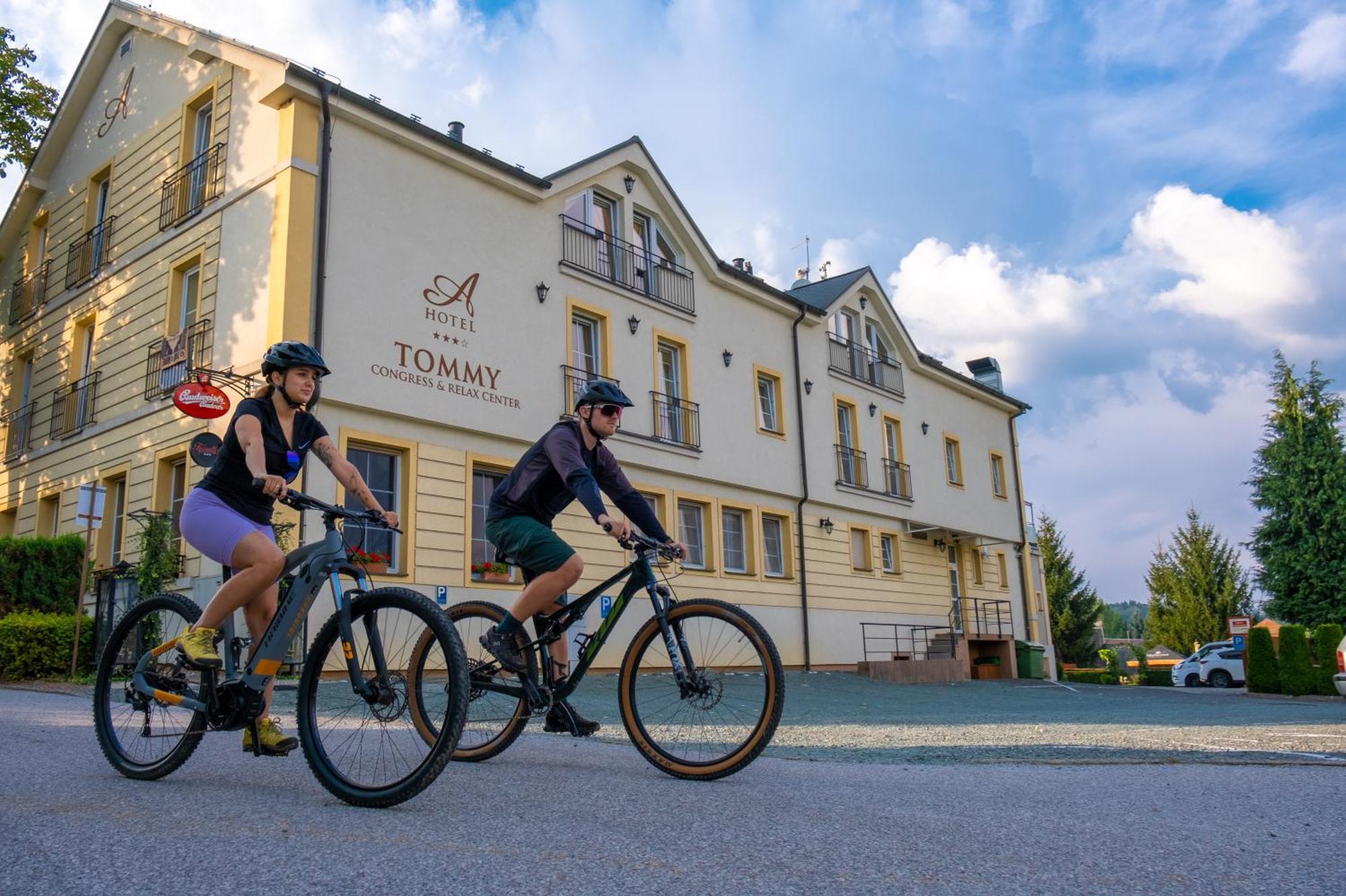 Hotel Tommy Wellness & Spa Náchod Eksteriør billede