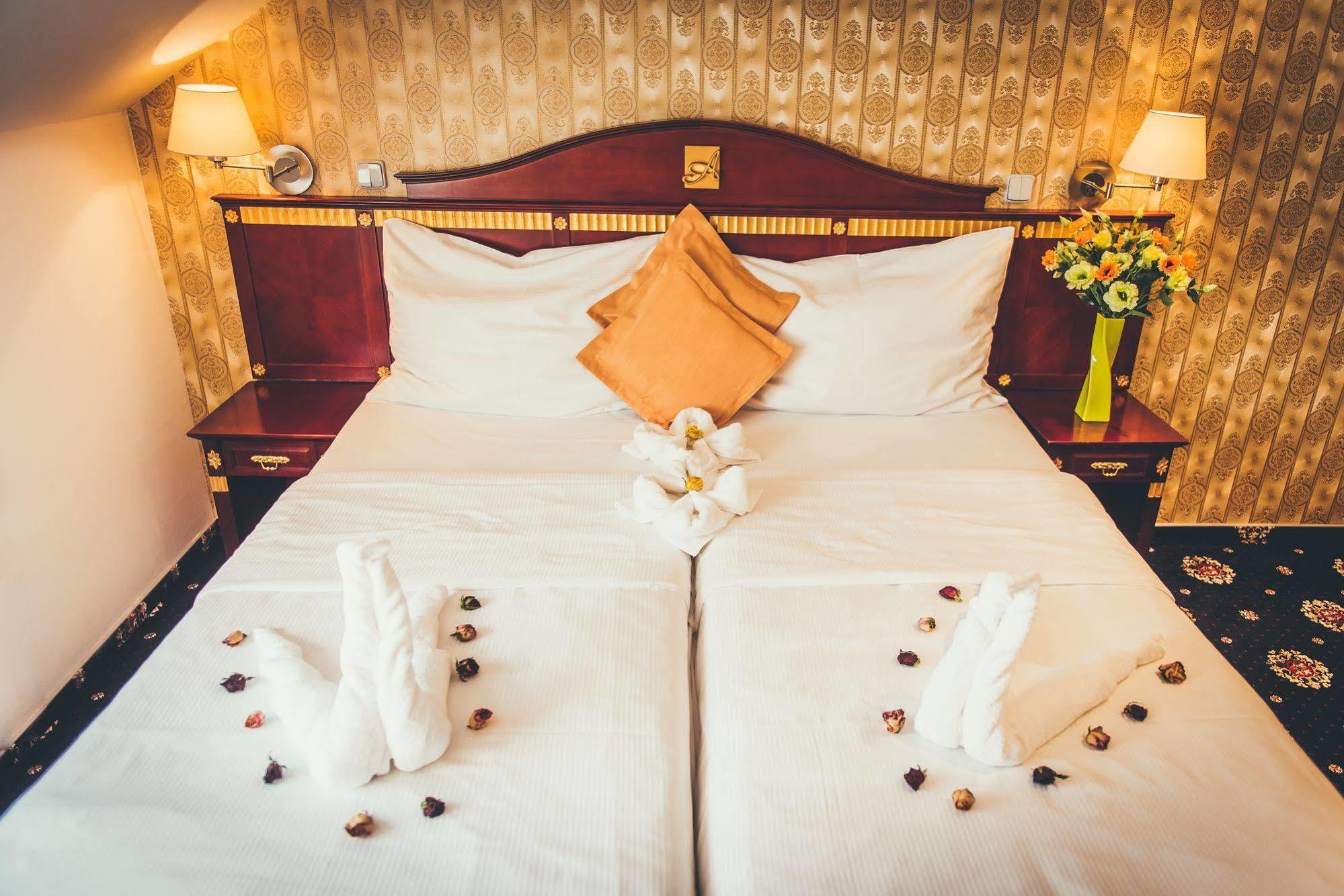 Hotel Tommy Wellness & Spa Náchod Eksteriør billede