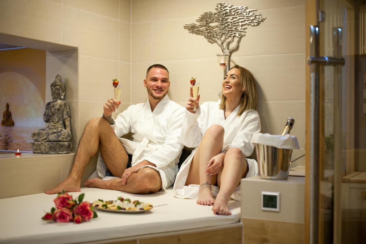 Hotel Tommy Wellness & Spa Náchod Eksteriør billede