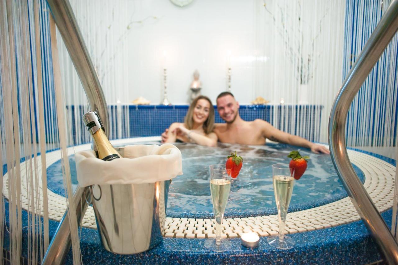 Hotel Tommy Wellness & Spa Náchod Eksteriør billede